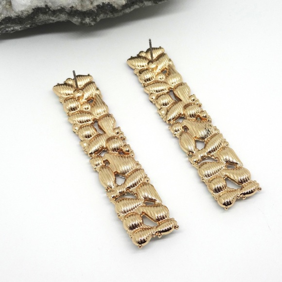 Iridescent Rhinestone Earrings - Picture 7 of 7